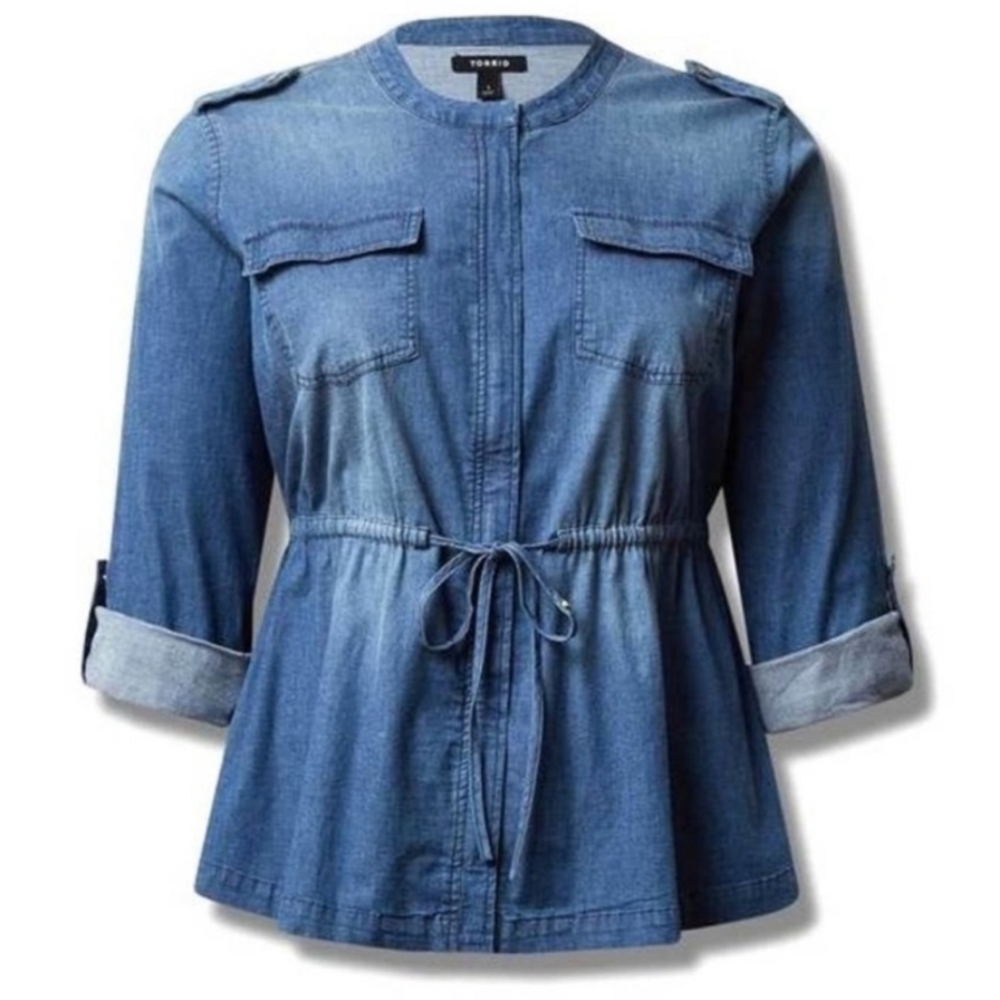 NWT Torrid 0 L 12 Chambray Tie Waist Utility Jacket Blue J-3333 - Picture 2 of 8